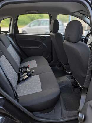FORD-FIESTA-2012