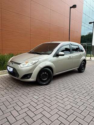 FORD-FIESTA-2012