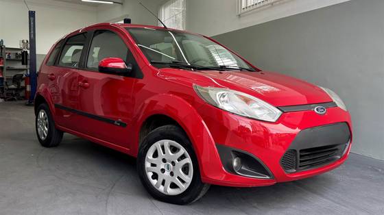 FORD FIESTA 1.6 ROCAM SE 8V FLEX 4P MANUAL