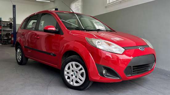 FORD-FIESTA-2014