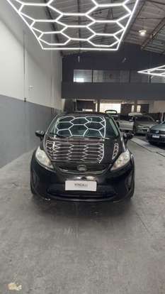 FORD-FIESTA-2011