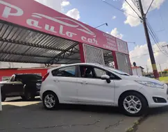 FORD FIESTA 1.6 SE HATCH 16V FLEX 4P POWERSHIFT FORD FIESTA 1.6 SE HATCH 16V FLEX 4P POWERSHIFT