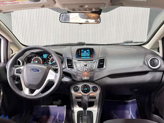 FORD-FIESTA-1.6 SE SEDAN 16V FLEX 4P POWERSHIFT FORD-FIESTA-2013