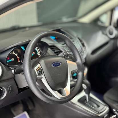 FORD-FIESTA-2013