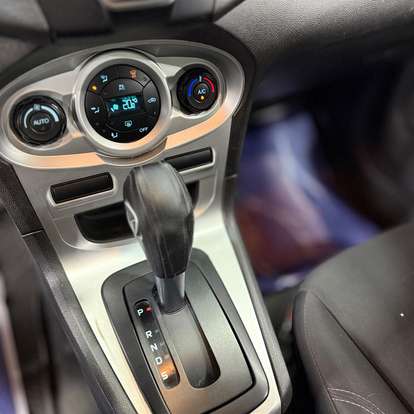 FORD-FIESTA-2013