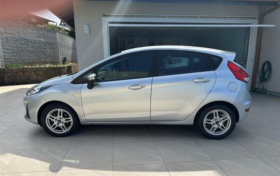 FORD-FIESTA-2017