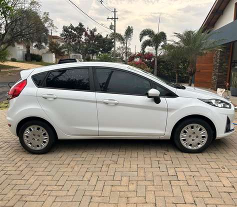 FORD-FIESTA-2018