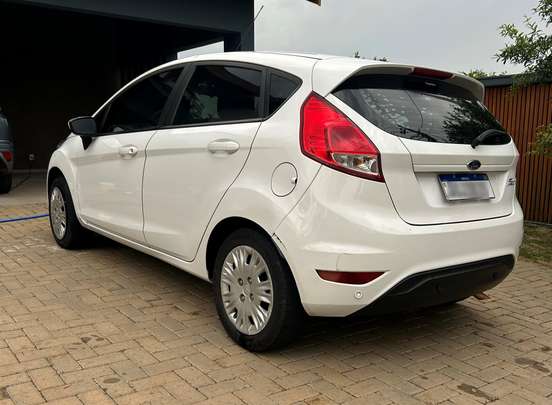 FORD-FIESTA-2018