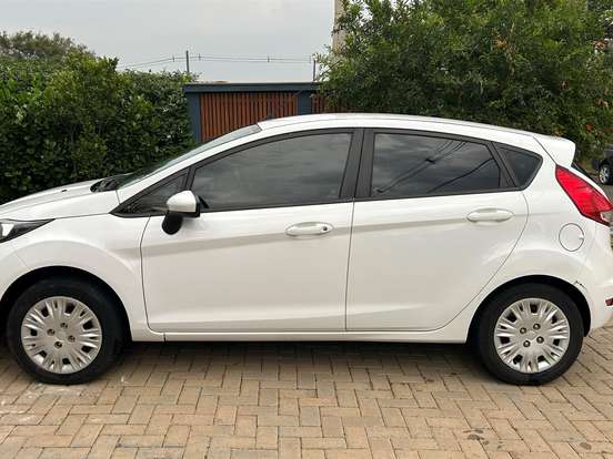 FORD-FIESTA-1.6 TI-VCT FLEX SE MANUAL FORD-FIESTA-2018