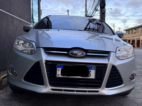 FORD-FOCUS-2.0 SE 16V FLEX 4P POWERSHIFT FORD-FOCUS-2014