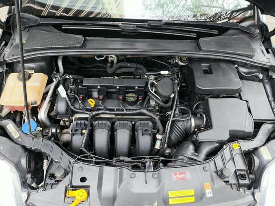 FORD-FOCUS-2.0 SE 16V FLEX 4P POWERSHIFT FORD-FOCUS-2013