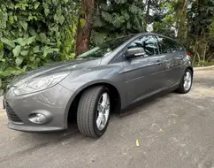 FORD FOCUS 2.0 SE PLUS 16V FLEX 4P POWERSHIFT FORD FOCUS 2.0 SE PLUS 16V FLEX 4P POWERSHIFT