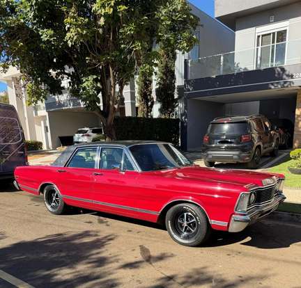 FORD-GALAXIE-1976