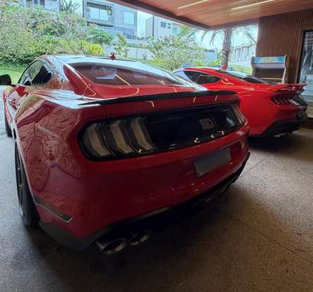 FORD-MUSTANG-2022