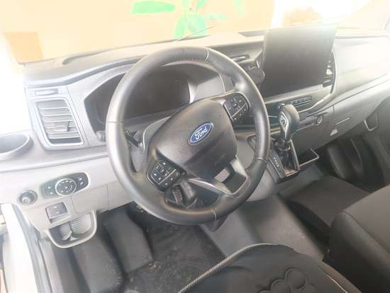 FORD-TRANSIT-2025