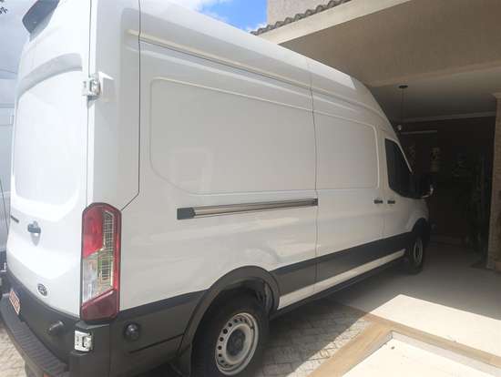 FORD-TRANSIT-2025