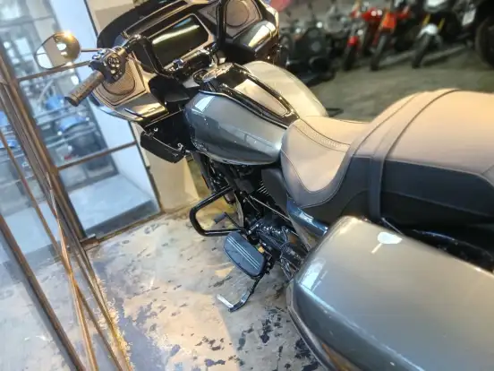 HARLEY-DAVIDSON-ROAD GLIDE-2025