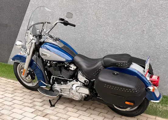 HARLEY-DAVIDSON-SOFTAIL HERITAGE CLASSIC 114-2023