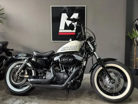HARLEY-DAVIDSON SPORTSTER FORTY-EIGHT 