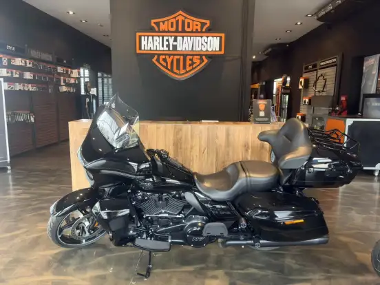 HARLEY-DAVIDSON-STREET GLIDE ULTRA-2025