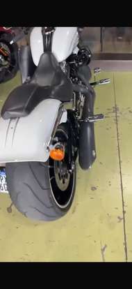 HARLEY-DAVIDSON-CVO BREAKOUT HARLEY-DAVIDSON-CVO BREAKOUT-2015