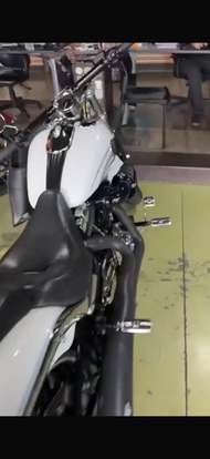 HARLEY-DAVIDSON-CVO BREAKOUT HARLEY-DAVIDSON-CVO BREAKOUT-2015