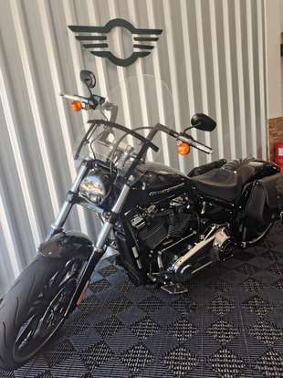 HARLEY-DAVIDSON-SOFTAIL BREAKOUT 114-2021