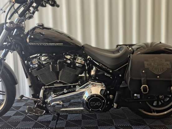 HARLEY-DAVIDSON-SOFTAIL BREAKOUT 114 HARLEY-DAVIDSON-SOFTAIL BREAKOUT 114-2021