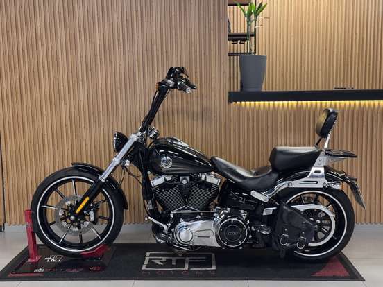HARLEY-DAVIDSON-SOFTAIL BREAKOUT-2016