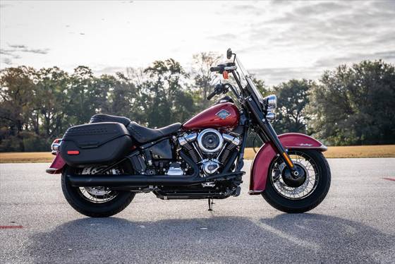 HARLEY-DAVIDSON SOFTAIL HERITAGE CLASSIC 