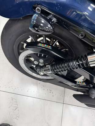 HARLEY-DAVIDSON-SPORTSTER XL 883 R-2009