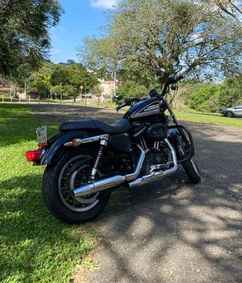 HARLEY-DAVIDSON-SPORTSTER XL 883 R-2006