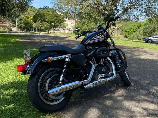 HARLEY-DAVIDSON-SPORTSTER XL 883 R HARLEY-DAVIDSON-SPORTSTER XL 883 R-2006