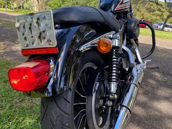HARLEY-DAVIDSON-SPORTSTER XL 883 R HARLEY-DAVIDSON-SPORTSTER XL 883 R-2006