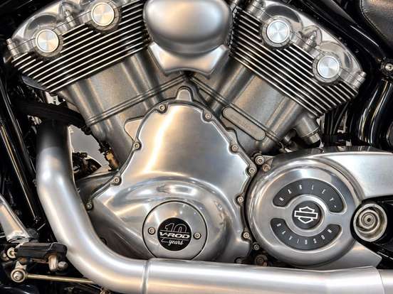 HARLEY-DAVIDSON-V-ROD 10TH ANNIVERSARY EDITION HARLEY-DAVIDSON-V-ROD 10TH ANNIVERSARY EDITION-2012