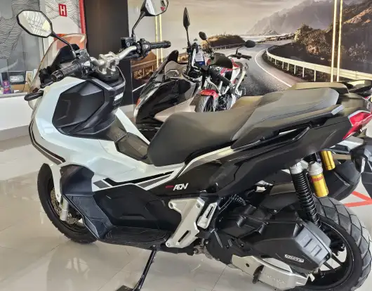 HONDA-ADV-2022