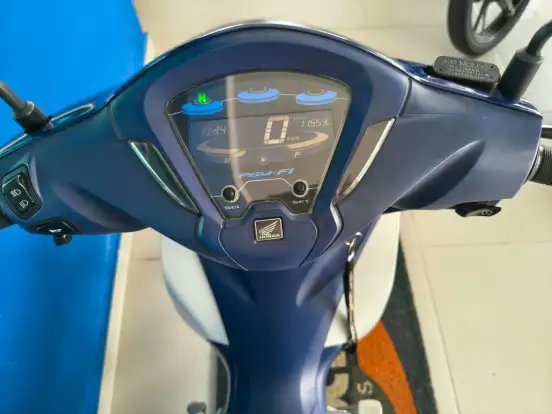 HONDA-BIZ 125 EX-2023