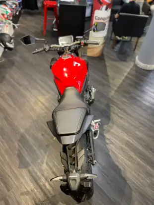 HONDA-CB 650R E-CLUTCH-2026