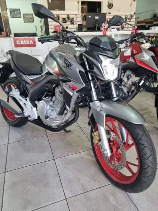 HONDA CB TWISTER 