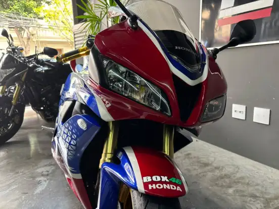 HONDA-CBR 600RR-2011