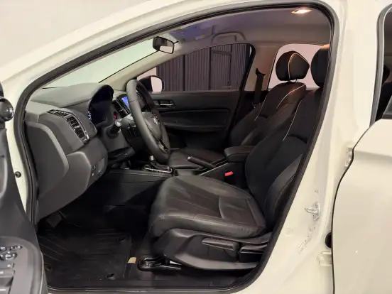 HONDA-CITY-1.5 i-VTEC FLEX HATCH TOURING CVT HONDA-CITY-2022