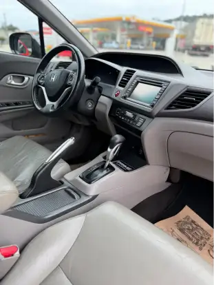 HONDA-CIVIC-2012
