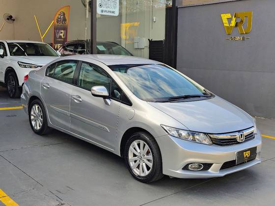 HONDA CIVIC 1.8 LXL 16V FLEX 4P AUTOMÁTICO