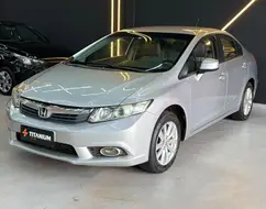 HONDA CIVIC 1.8 LXS 16V FLEX 4P AUTOMÁTICO HONDA CIVIC 1.8 LXS 16V FLEX 4P AUTOMÁTICO