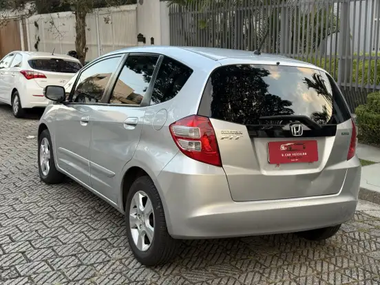 HONDA-FIT-1.4 LX 16V FLEX 4P AUTOMÁTICO HONDA-FIT-2011