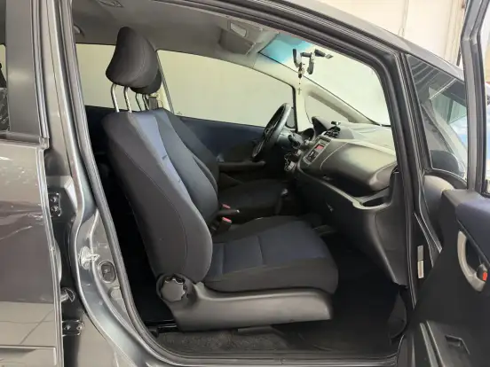HONDA-FIT-2012