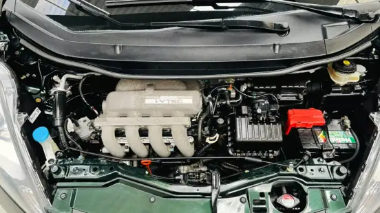 HONDA-FIT-2010