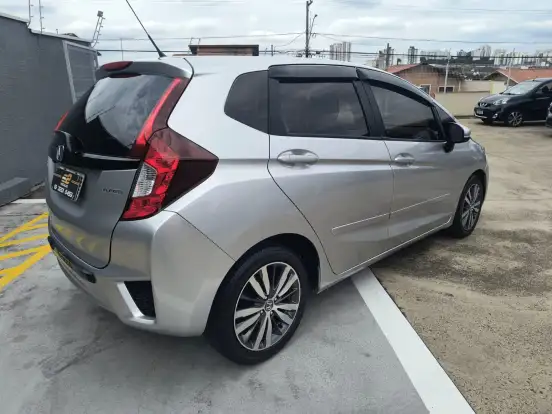 HONDA-FIT-2016