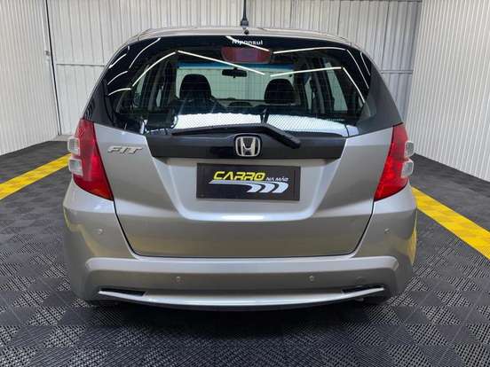 HONDA-FIT-1.4 DX 16V FLEX 4P MANUAL HONDA-FIT-2013