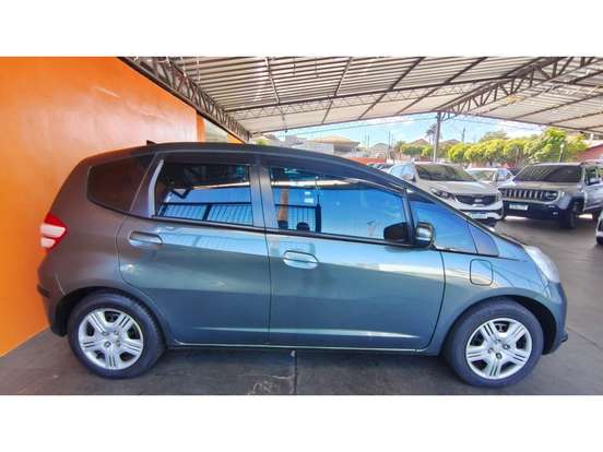 HONDA-FIT-2011
